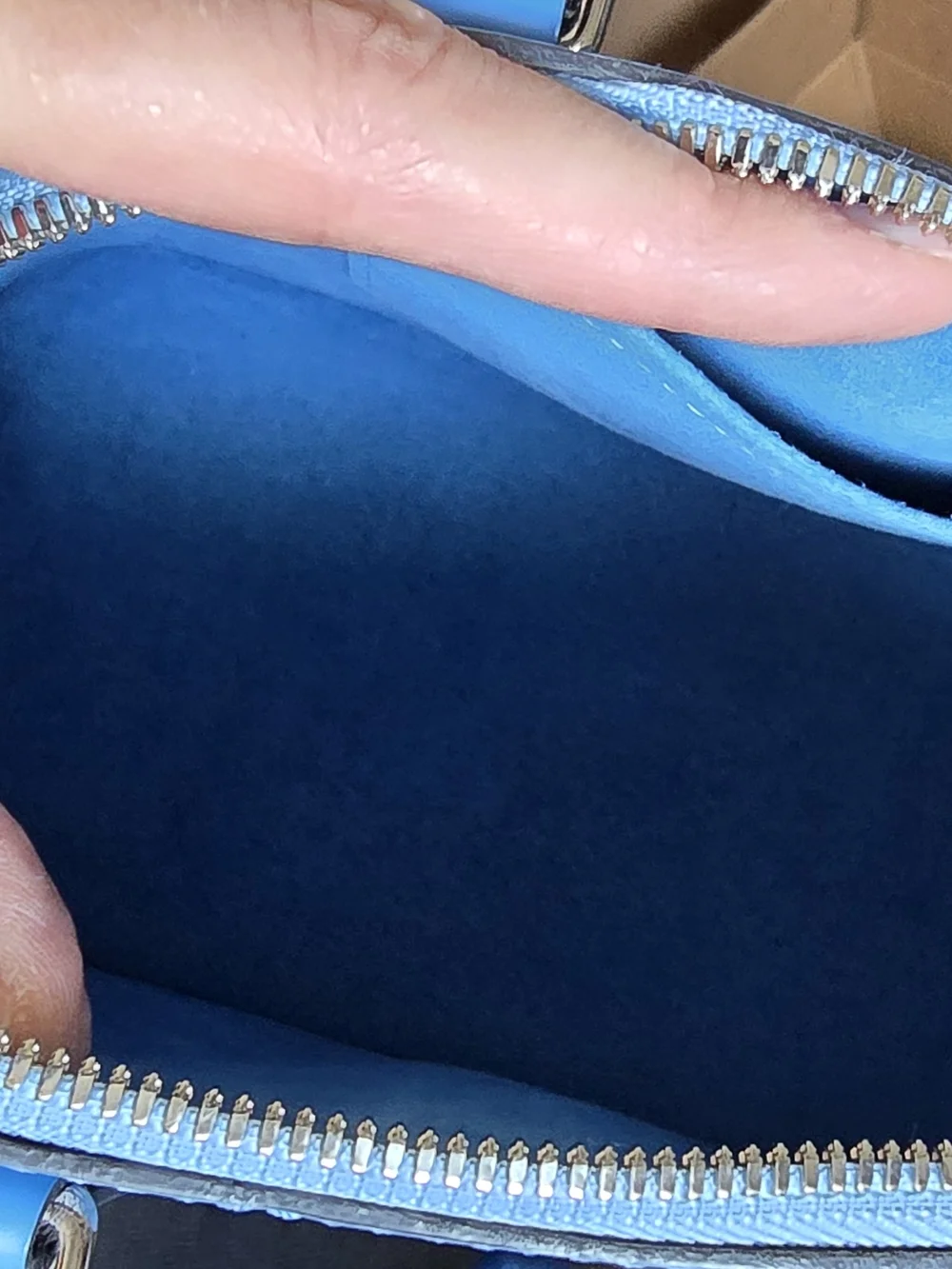 🛑SOLD🛑 LV BLUE EPI BB ALMA - Picture 6 of 6